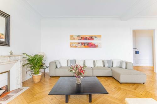 Exceptional apartment - 3BR-7P- Auteuil