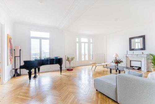 Exceptional apartment - 3BR-7P- Auteuil