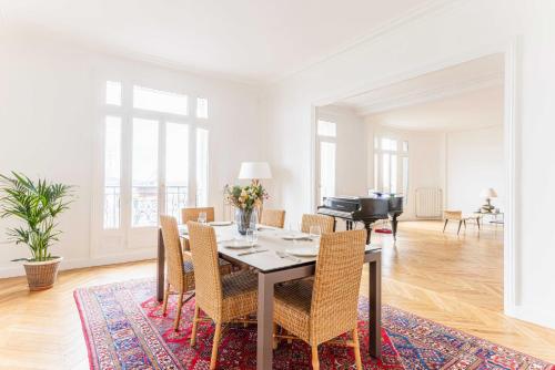 Exceptional apartment - 3BR-7P- Auteuil
