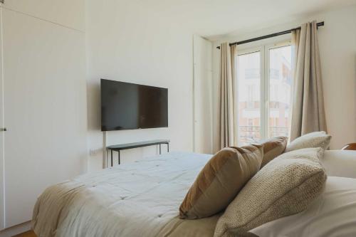 Modern flat -1BR-4P- Paris 17e