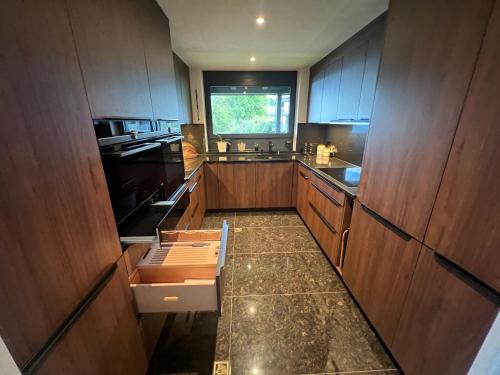 Villa Taurisにあるキッチンまたは簡易キッチン