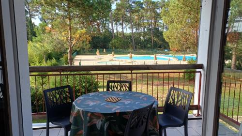 Πισίνα στο ή κοντά στο T3 Nature Ondres plage avec piscine et tennis