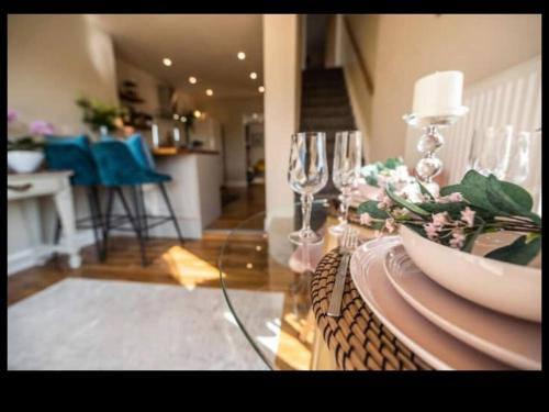 Φωτογραφία από το άλμπουμ του Stunning Views, Hot Tub, 5 minutes to Chester σε Mickle Trafford