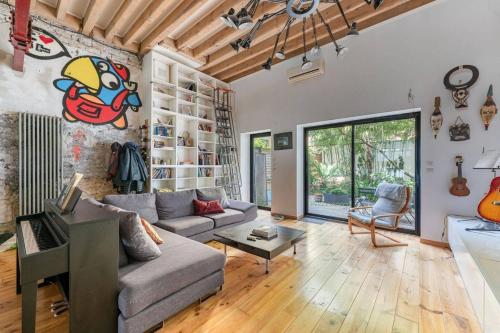 Large loft with terrace