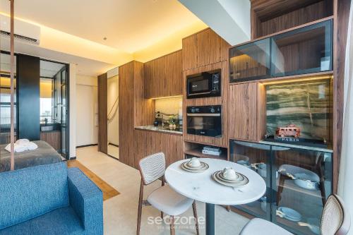 Dapur atau dapur kecil di Acomode-se com estilo e praticidade em Salvador – LIV