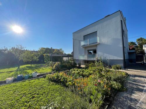 Ljubljana Garden Apartment - Free Parking
