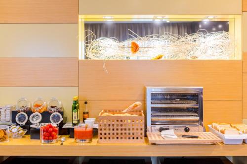 Jídlo v hotelu nebo okolí