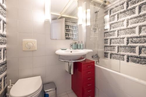 Saint-Honore - Art Deco Flat - Sleeps 5P