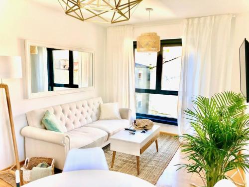 Ruang duduk di The Cliffs - Sunset Village Beach 3E