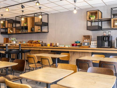 Restoran atau tempat lain untuk makan di Ibis Namur Centre