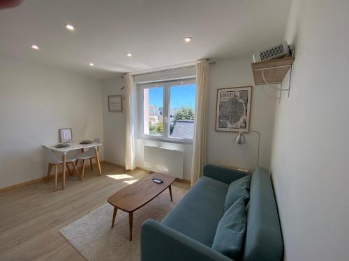 Bright studio, close to city centre and beaches
