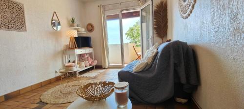 Charming beachfront studio in Fréjus Plage