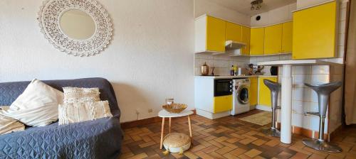 Charming beachfront studio in Fréjus Plage
