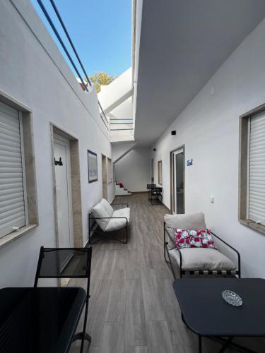 Cantinho da Paz - Central Apartments & Suites
