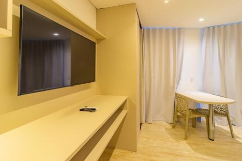 Tolive Riverside HOUSI by Carpediemにあるテレビまたはエンターテインメントセンター