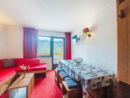 Apartment Les Olympiades-2 by Interhome