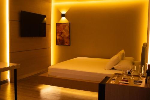 Μια τηλεόραση ή/και κέντρο ψυχαγωγίας στο Motel Chavelle