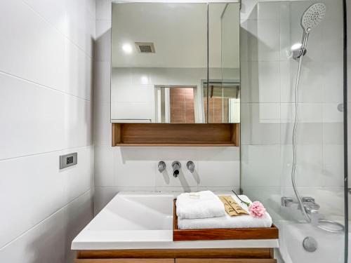 O baie la Prime Sukhumvit Living - BTS Phrom Phong - Ultra Fast WiFi