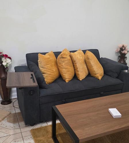 Ein Sitzbereich in der Unterkunft Laurel Cozy Hideaway