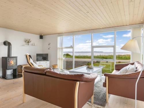 Et tv og/eller underholdning på Holiday Home Teodosija - 20m from the sea by Interhome