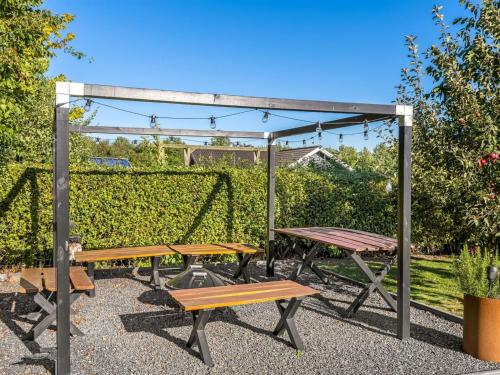 Κήπος έξω από το Holiday Home Gret - 700m from the sea by Interhome