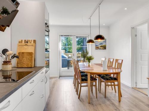 Kuchyň nebo kuchyňský kout v ubytování Holiday Home Wolter - 1-7km from the sea by Interhome