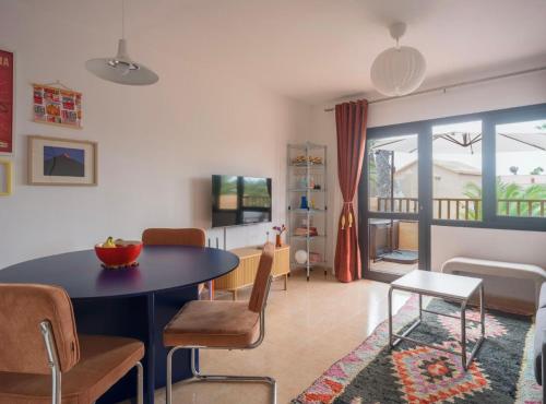 Sunny & Vibrant Corralejo Home