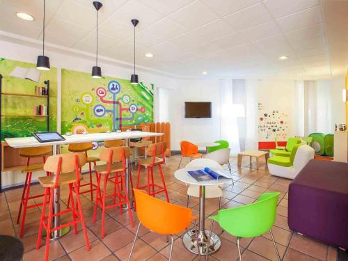 Μια τηλεόραση ή/και κέντρο ψυχαγωγίας στο Ibis Styles Napoli Garibaldi