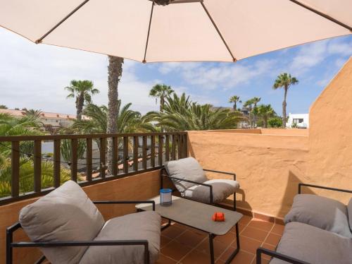 Sunny & Vibrant Corralejo Home