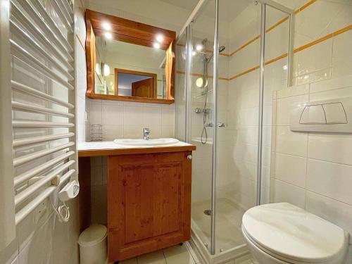 Appartement Confort 4* avec Wi-Fi, Balcon et Parking - Pied des Pistes Les Menuires - FR-1-452-246