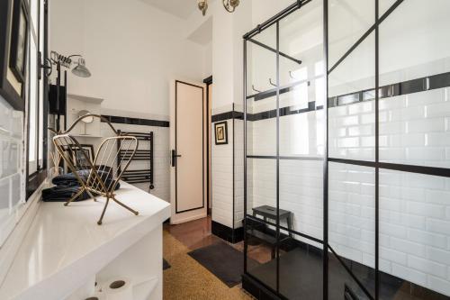 Koupelna v ubytování Assayag Art Deco - 1930