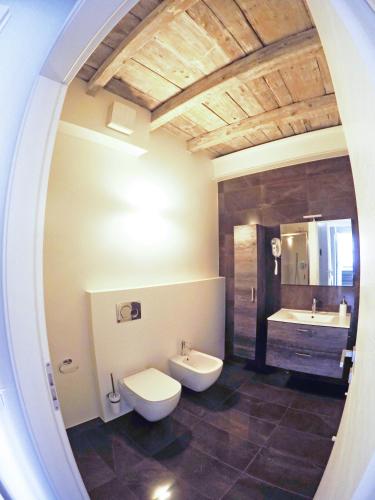 Ένα μπάνιο στο Iseo Lake - Rooms & Apartments