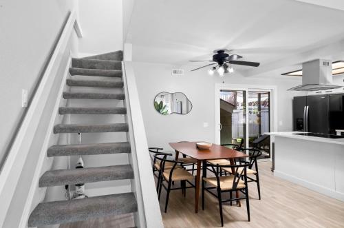 Galeriebild der Unterkunft Lux Modern, Pet Friendly, Pool, Hot Tub, Tennis in Oceanside