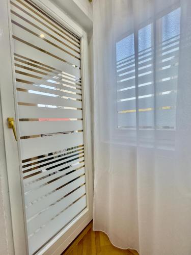 Φωτογραφία από το άλμπουμ του Apartmani LUX 68 σε Zvornik