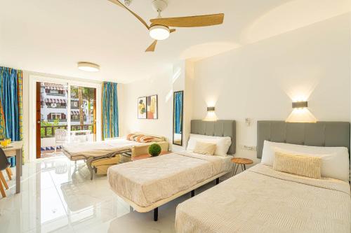 As de Casas - Golden Mile - Las Americas