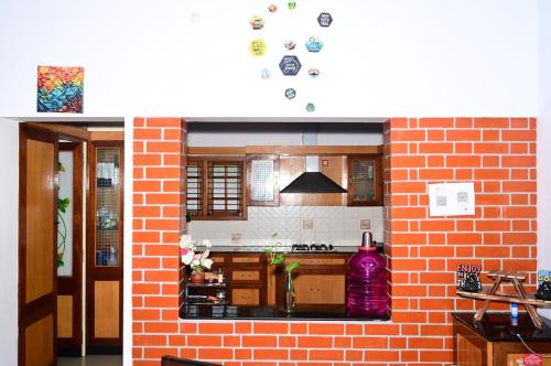 Η κουζίνα ή μικρή κουζίνα στο Sky villa stay