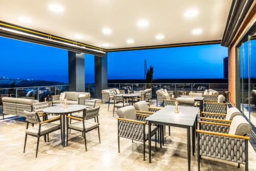 Балкон или терраса в GOLDEN TULIP GEBKIM KOCAELI