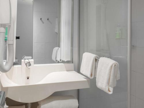 Ένα μπάνιο στο Novotel Paris Centre Tour Eiffel
