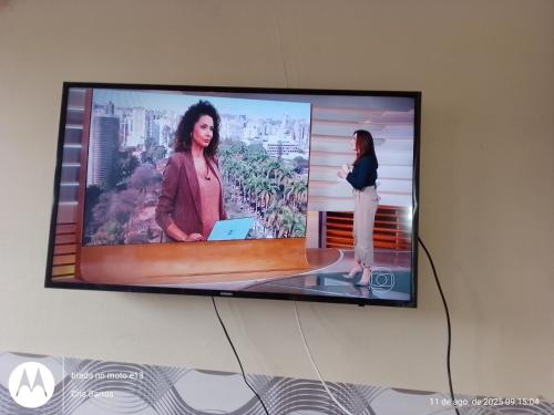Televisor o centre d'entreteniment de Chapéu de Sol