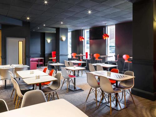 Restoran atau tempat lain untuk makan di ibis Leeds Centre Marlborough Street