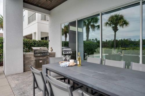 Luxury 6BR Villa w Pool & Cinema 4mi to Disney photo 12
