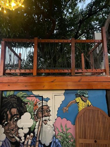 Balkón nebo terasa v ubytování Ragamuffin Hostel