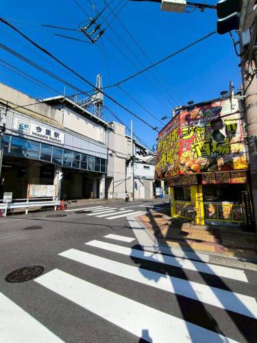 駅から近い公園前の邸宅