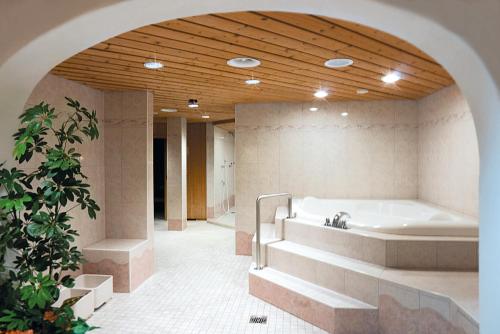 Et badeværelse på Hotel Vorab - Kulinarische Vielfalt