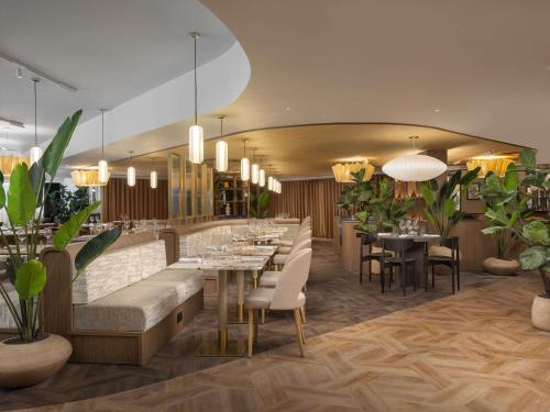 En restaurant eller et andet spisested på ibis London Earls Court