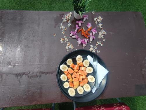 Mat på hotellet eller i närheten