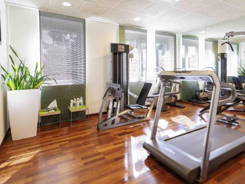Γυμναστήριο ή/και όργανα γυμναστικής στο Novotel Suites Genève Aéroport
