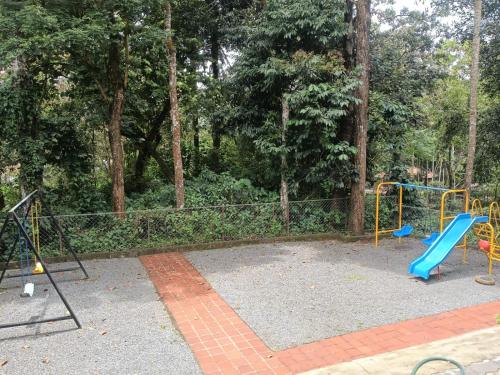 Zona de juegos infantil en Regalia Wayanad