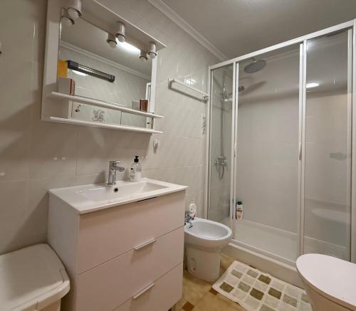 Galeon Pool Stay, 600 m to the beach, 2 double beds