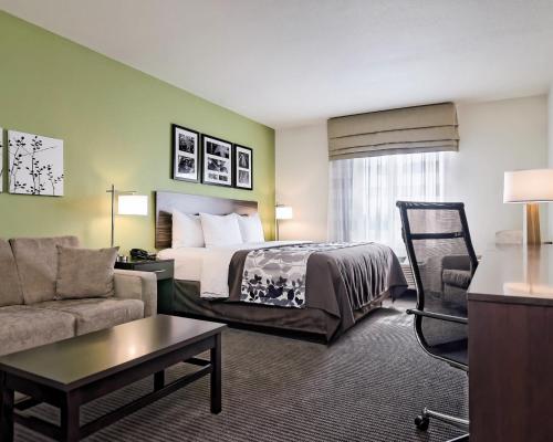 Sleep Inn & Suites - Fort Scott tesisinde bir oda